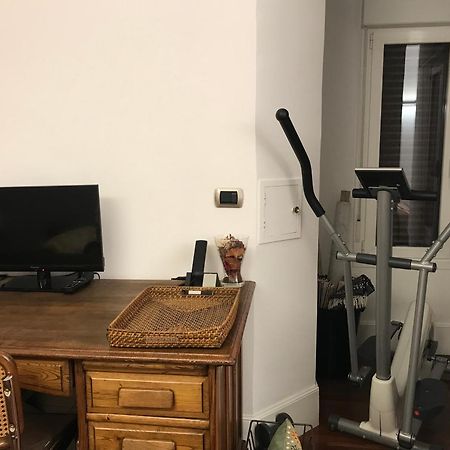 Habitacion Grande Y Confortable Con Bano Privado Junto A Guggenheim Bilbao Exteriör bild
